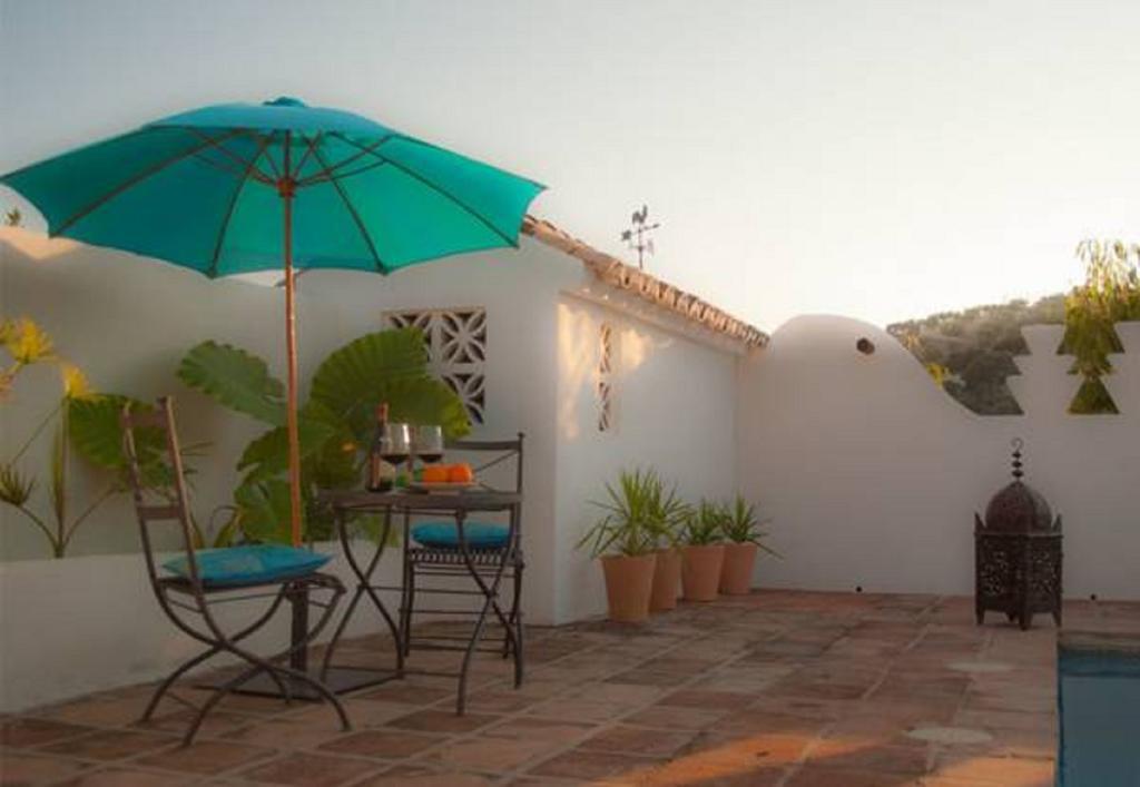 Отель Finca Los Pinos Villanueva del Rosario Экстерьер фото